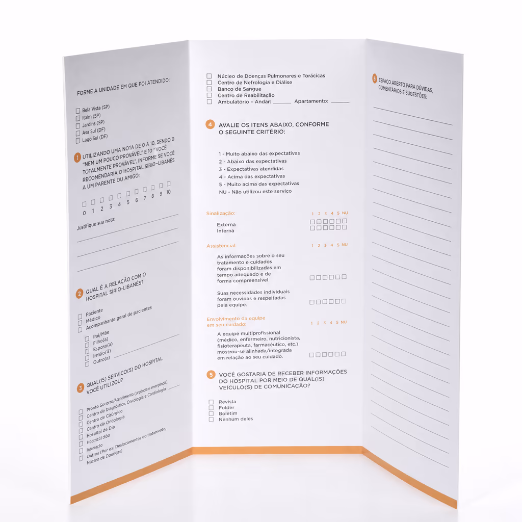 Folder da ouvidoria do Sírio-Libanês aberto, com o formulário de pesquisa